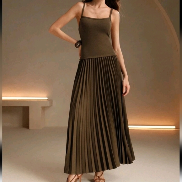Waist-Cinched Patchwork Pleated Flared Hem Slip Dress,Elegant & Sophisticated - Picture 1 of 3